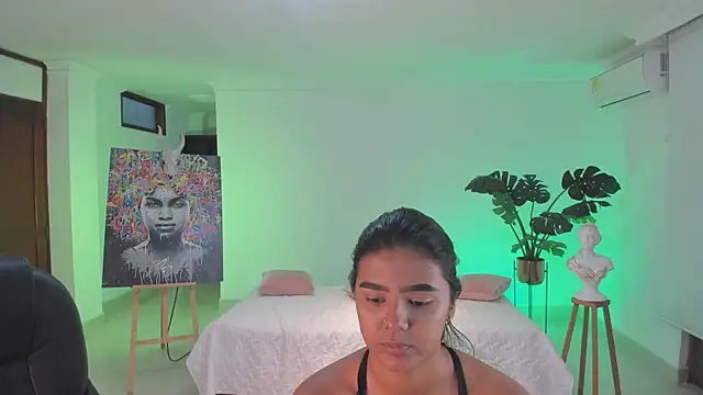 Snapshot of JANYLOVE__ chatting on 09-15-25, 10:48 JANYLOVE online show from 09-15-25, 10:48