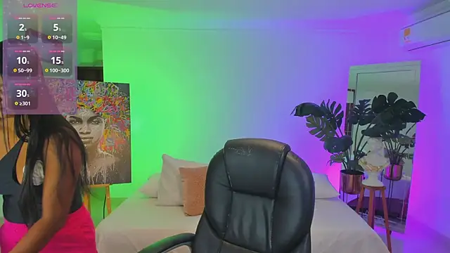 Snapshot of JANYLOVE__ chatting on 04-11-26, 10:52 JANYLOVE online show from 04-11-26, 10:52