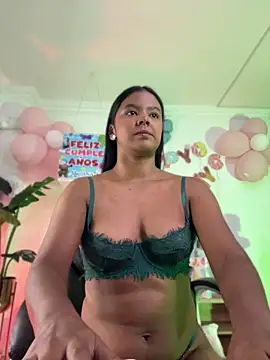 JANYLOVE   online show from 06-30-26, 11:00