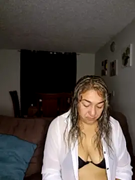 kitty 84 online show from 12-21-24, 10:06