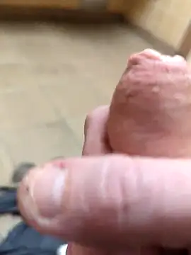 Snapshot of Bolo23693 chatting on 01-17-25, 06:23 Bolo23693 online show from 01-17-25, 06:23