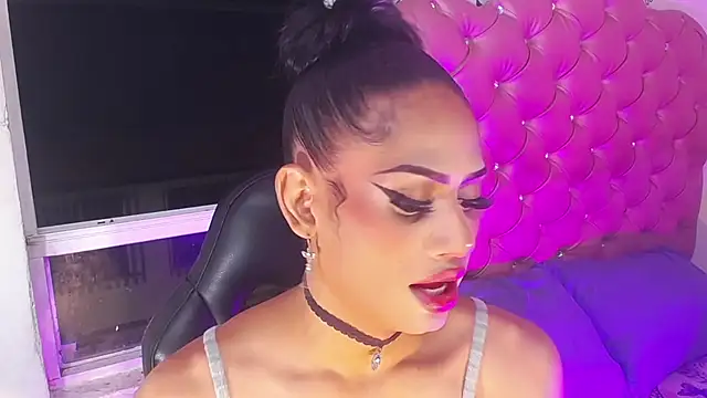 Snapshot of Aslhy_Goddessx chatting on 10-18-25, 03:20 Aslhy Goddessx online show from 10-18-25, 03:20