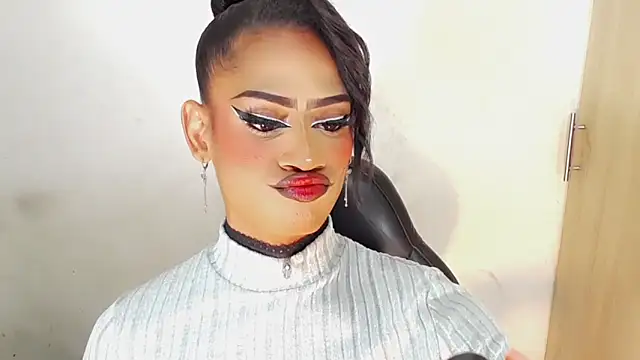 Snapshot of Aslhy_Goddessx chatting on 11-21-25, 02:54 Aslhy Goddessx online show from 11-21-25, 02:54