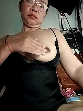 Sexy-asslove90 online show from 09-15-25, 01:55
