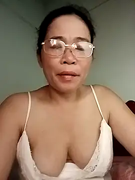 Sexy-asslove90 online show from 09-25-25, 01:42