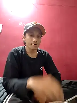 Snapshot of Indiandaddy11 chatting on 02-03-25, 07:00 Indiandaddy11 online show from 02-03-25, 07:00