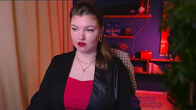 Snapshot of VioletteWay chatting on 02-19-25, 04:00 VioletteWay online show from 02-19-25, 04:00