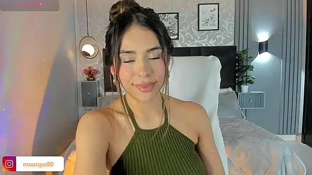 Luna  Ponce online show from 03-20-25, 04:53