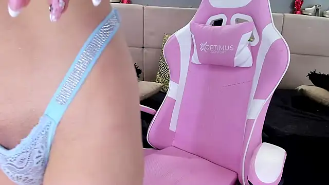 PamelaAnderson 2 online show from 02-08-25, 07:48