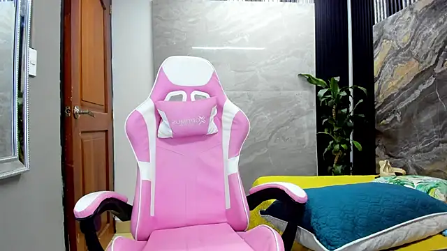 PamelaAnderson 2 online show from 02-21-25, 08:18