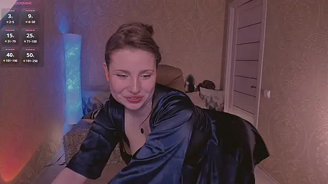 Snapshot of Eesmaaarrr chatting on 12-28-24, 01:50 Eesmaaarrr online show from 12-28-24, 01:50