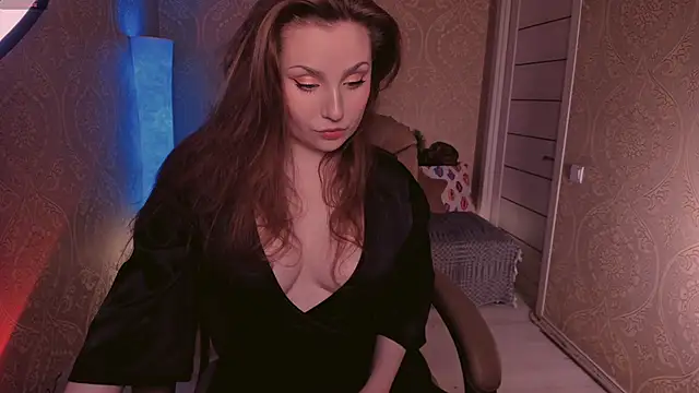 Snapshot of Eesmaaarrr chatting on 09-15-25, 11:16 Eesmaaarrr online show from 09-15-25, 11:16