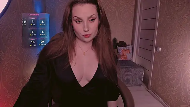 Snapshot of Eesmaaarrr chatting on 10-11-25, 11:36 Eesmaaarrr online show from 10-11-25, 11:36