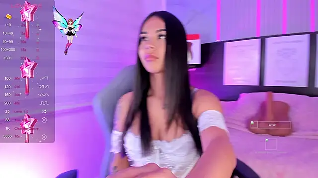 Snapshot of Violet_spencer chatting on 10-04-25, 01:03 Violet spencer online show from 10-04-25, 01:03