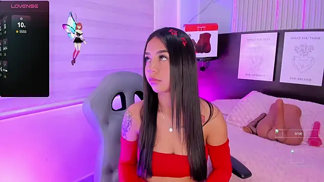 Snapshot of Violet_spencer chatting on 10-23-25, 07:45 Violet spencer online show from 10-23-25, 07:45