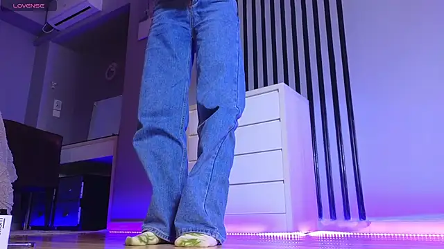 tinki winkii online show from 02-03-25, 11:36