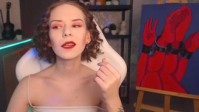 Snapshot of FascinatingEyess chatting on 10-12-25, 06:07 FascinatingEyess online show from 10-12-25, 06:07