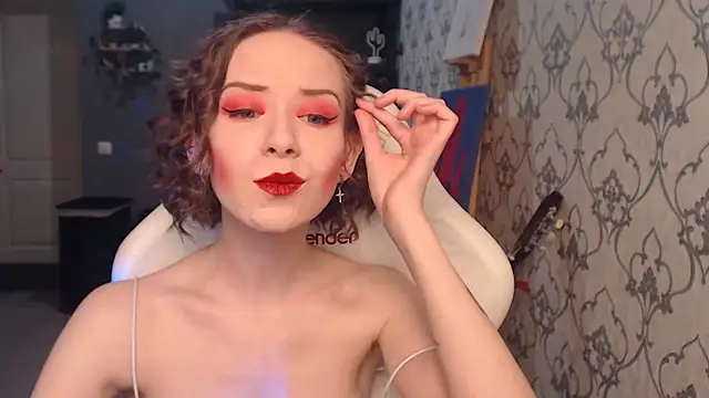 Snapshot of FascinatingEyess chatting on 03-25-26, 04:57 FascinatingEyess online show from 03-25-26, 04:57