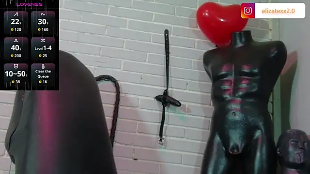 elizatexx online show from 05-12-26, 07:11
