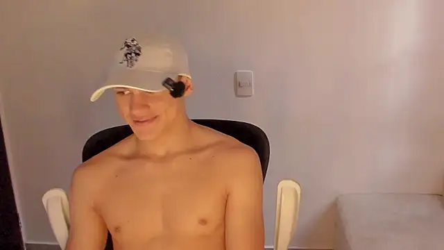 laurent nova online show from 01-11-26, 08:03