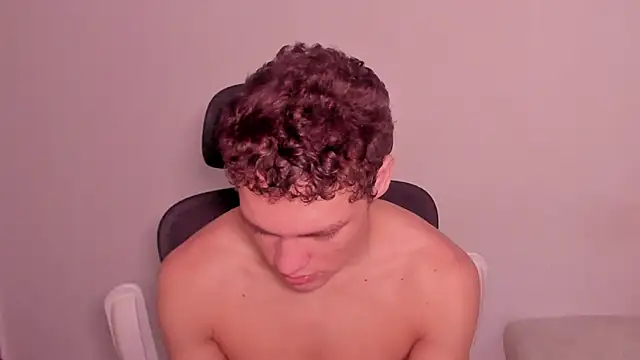 Snapshot of laurent_nova chatting on 03-13-26, 05:30 laurent nova online show from 03-13-26, 05:30