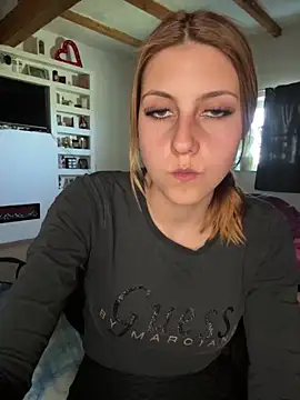 xxdorkax6 online show from 05-05-26, 11:07