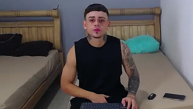 nino rousse online show from 10-23-25, 07:40