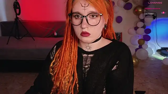 The Full Red Moon online show from 10-18-25, 09:21