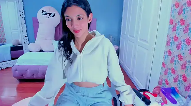 Iris Stone  online show from 01-17-25, 04:36