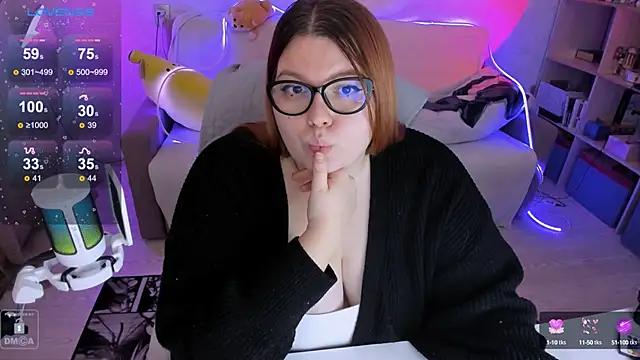 Melissa Purr online show from 02-17-25, 06:48