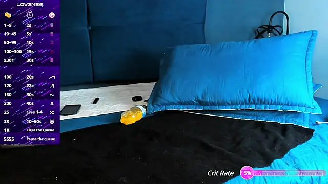 Snapshot of Jan_Flp chatting on 03-13-25, 11:30 Jan Flp online show from 03-13-25, 11:30