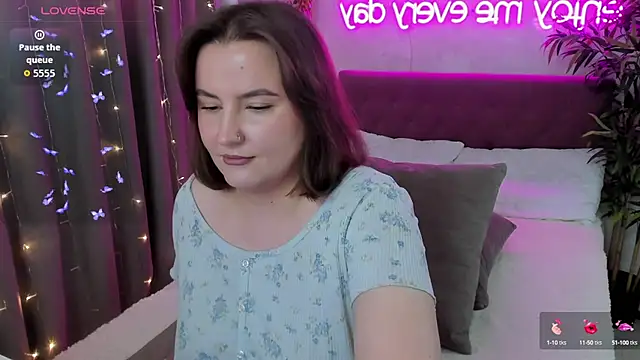 FeralPeach online show from 09-13-25, 06:13