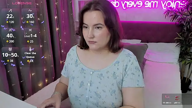 FeralPeach online show from 09-17-25, 04:14