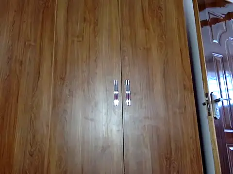 Rose berry online show from 01-08-25, 09:21