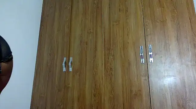 Rose berry online show from 02-21-25, 05:35