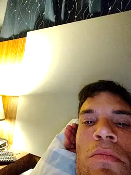 719610 online show from 11-06-25, 03:51