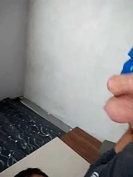 719610 online show from 12-19-25, 03:13