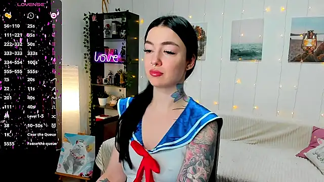 Snapshot of Magic_Allie chatting on 02-24-25, 07:52 Magic Allie online show from 02-24-25, 07:52