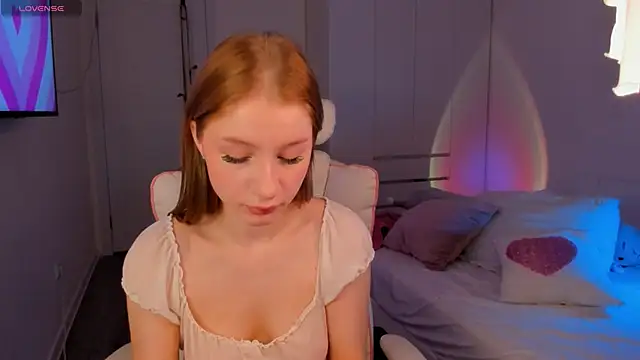 Eva Davi online show from 12-02-24, 01:47