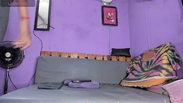 Snapshot of sexy-Bunny chatting on 03-04-26, 09:43 sexy-Bunny online show from 03-04-26, 09:43