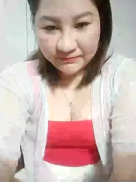 Snapshot of Rose_DiDi chatting on 02-15-25, 03:06 Rose DiDi online show from 02-15-25, 03:06