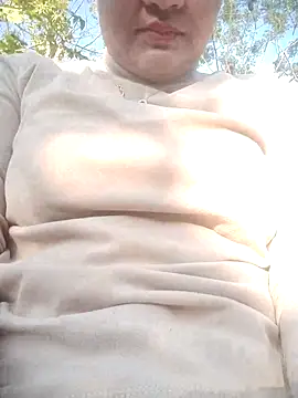 Snapshot of Rose_DiDi chatting on 11-29-25, 08:50 Rose DiDi online show from 11-29-25, 08:50