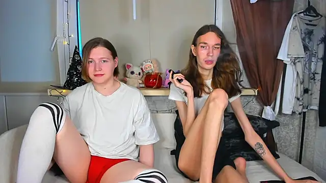 Snapshot of Calvin_and_Kevin chatting on 10-24-25, 12:12 Calvin and Kevin online show from 10-24-25, 12:12