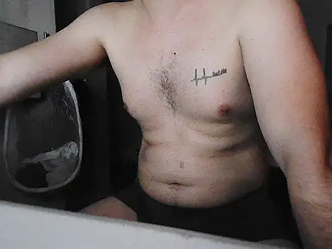 Snapshot of Terry_Bogardd chatting on 06-06-26, 05:56 Terry Bogardd online show from 06-06-26, 05:56