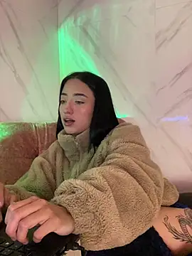 Ady 18 online show from 02-20-25, 11:32