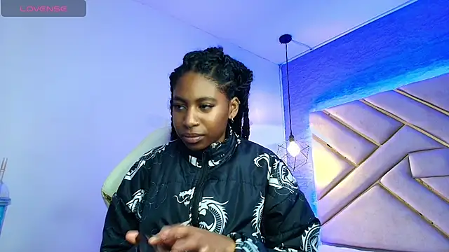 Queen perla  online show from 03-20-25, 05:36
