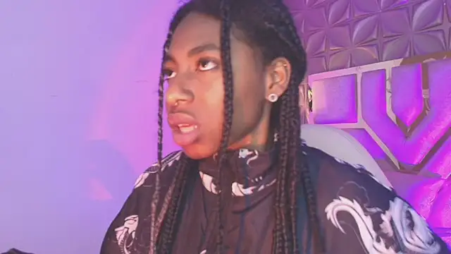 Queen perla  online show from 03-23-26, 12:09