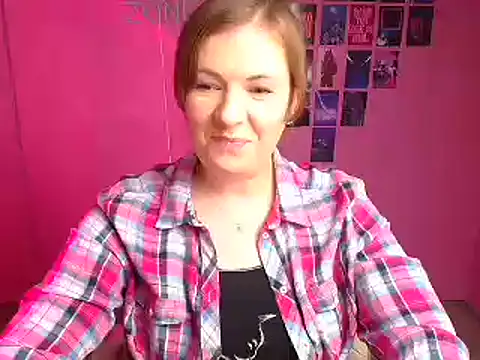 Snapshot of Lissmilf chatting on 10-30-25, 12:28 Lissmilf online show from 10-30-25, 12:28