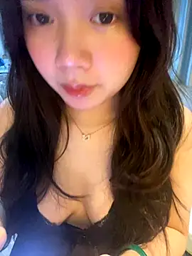 Hotellinh12 online show from 11-07-25, 03:23