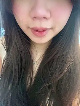 Hotellinh12 online show from 11-19-25, 06:57